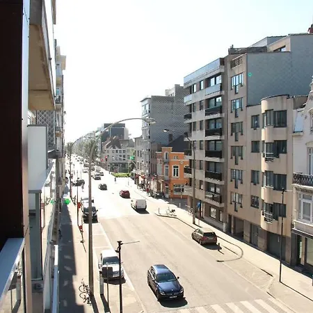 Lichtrijk Apartment